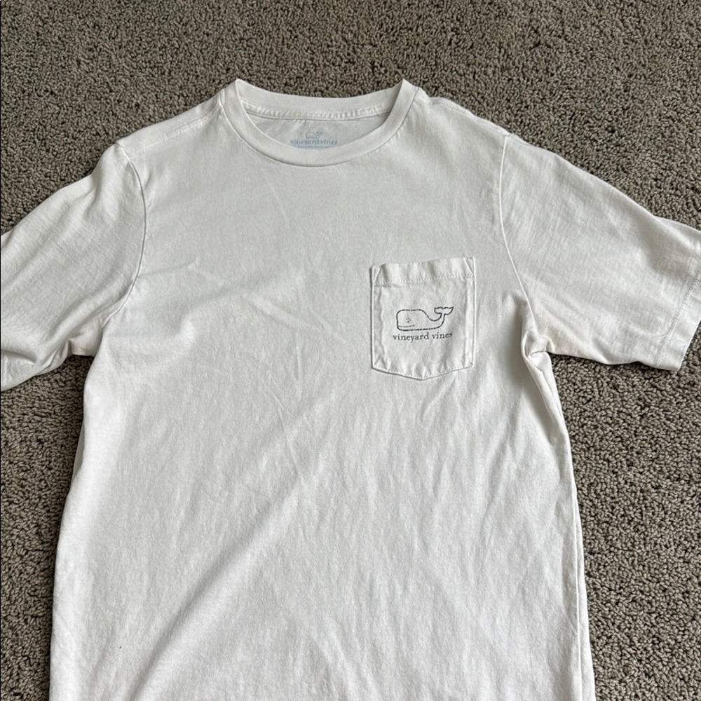 Vineyard Vines Short Sleeve Tee and Blue long sleeve tee (2)- boys large